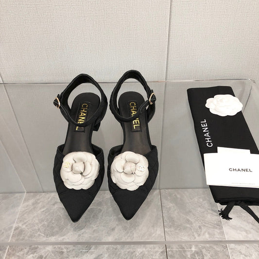 CHANEL 25C 5CM Slingback Flats Black White Fabric 213240