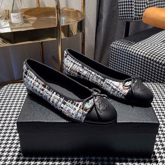 CHANEL ballet flat white black tweed black calfskin