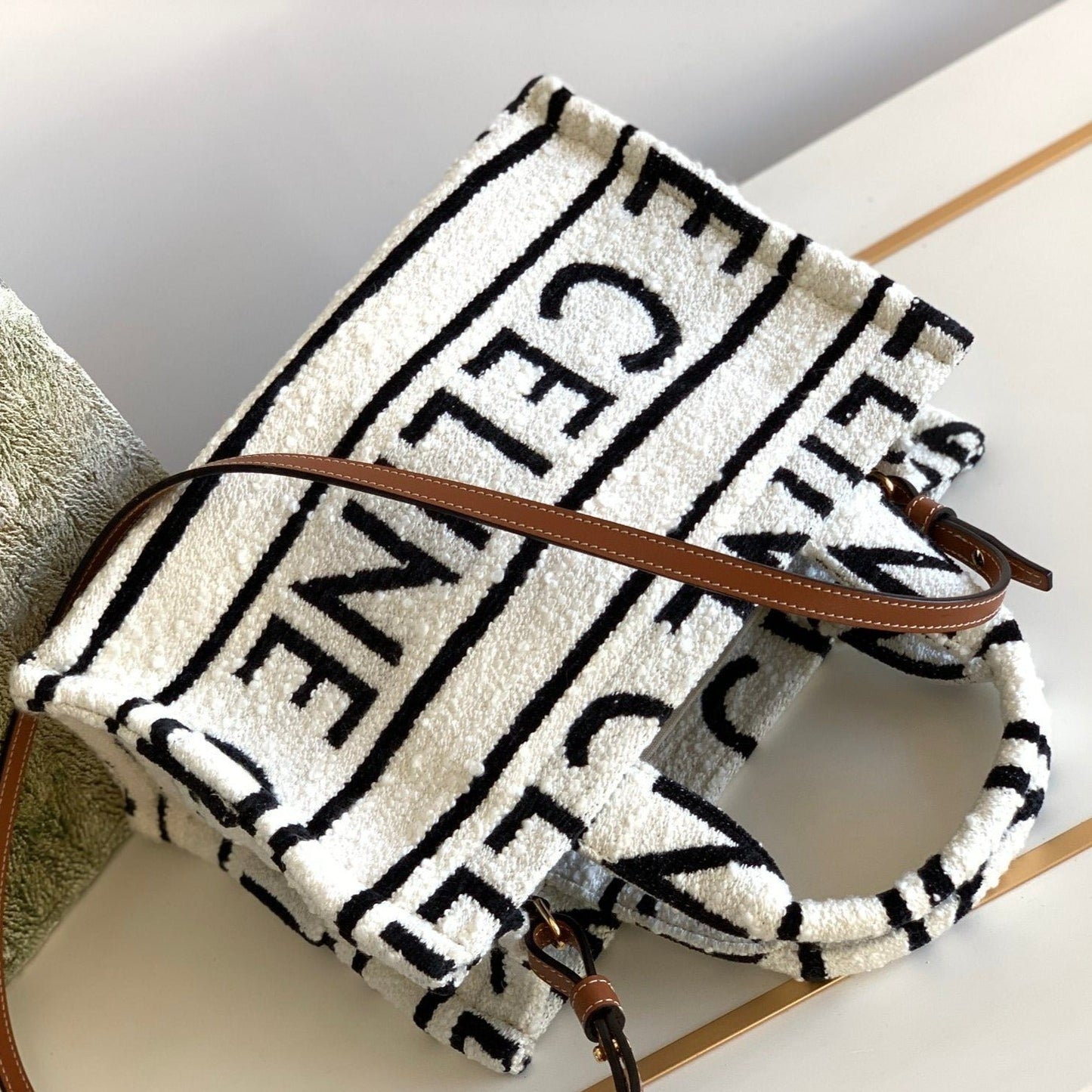 Celine TRIPHOME 26 FABRIC WHITE BLACK