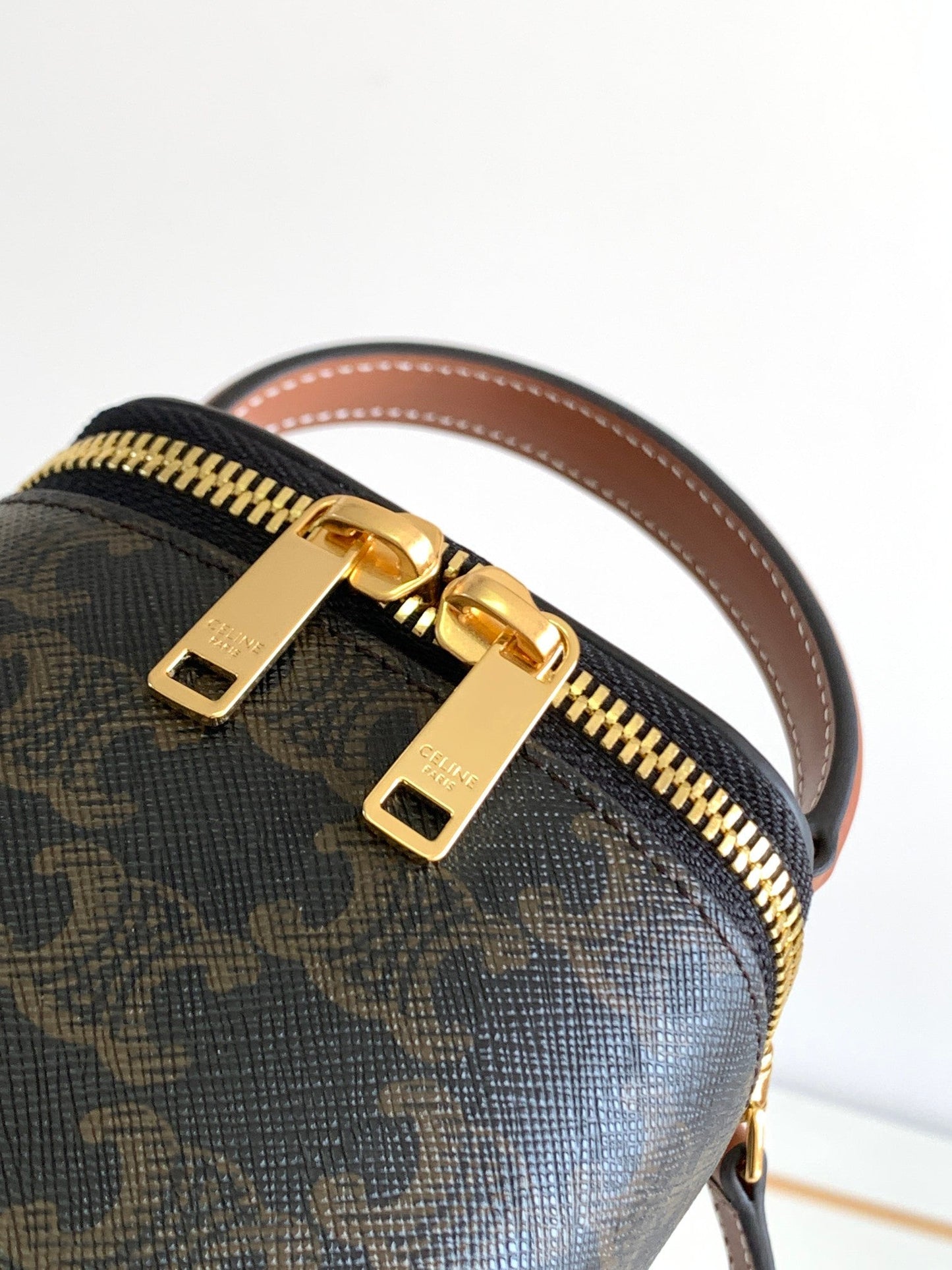 Celine MINI VANITY CASE TRIOMPHE CANVAS AND CAFLSKIN TAN