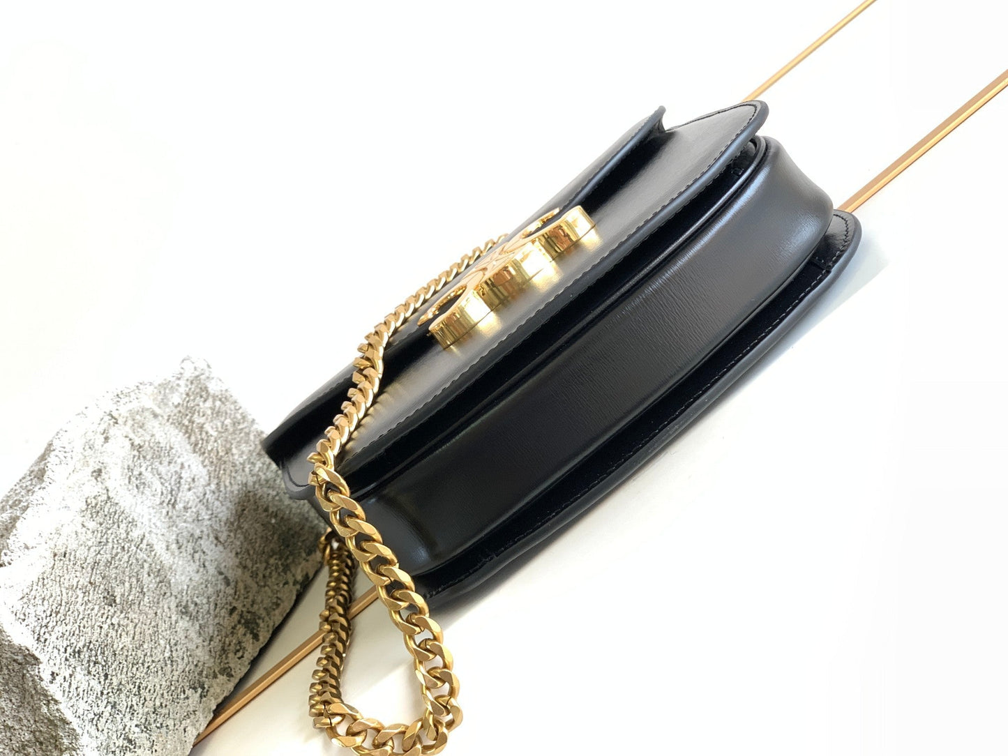 Celine teen besace triomphe 18.5 black calfskin with chain