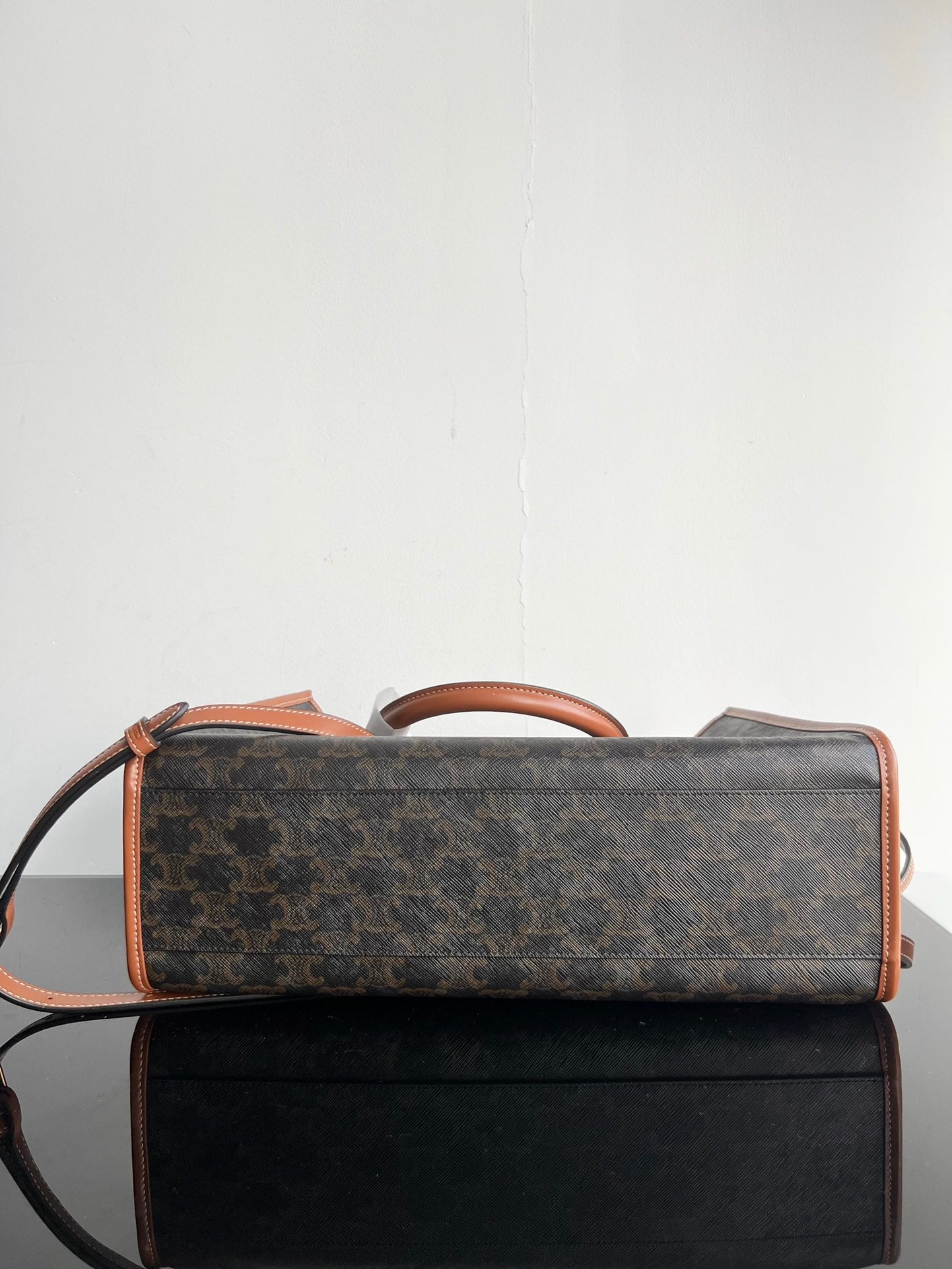 Celine TRIPHOME CABAS 35 BLACK CALFSKIN TOTE