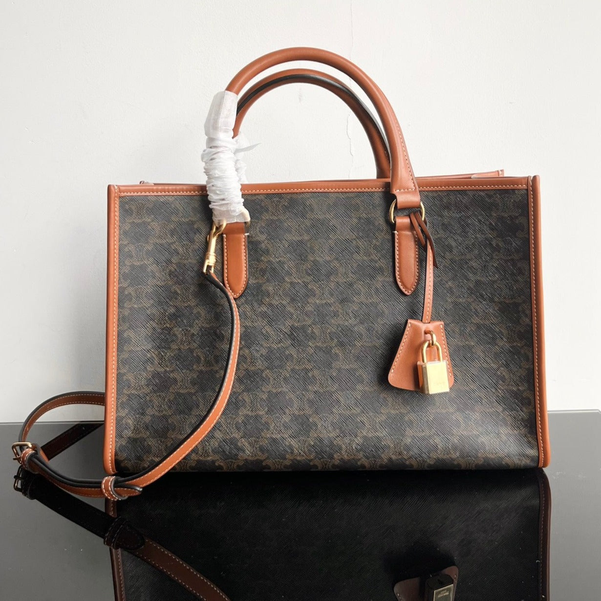 Celine TRIPHOME CABAS 35 BLACK CALFSKIN TOTE