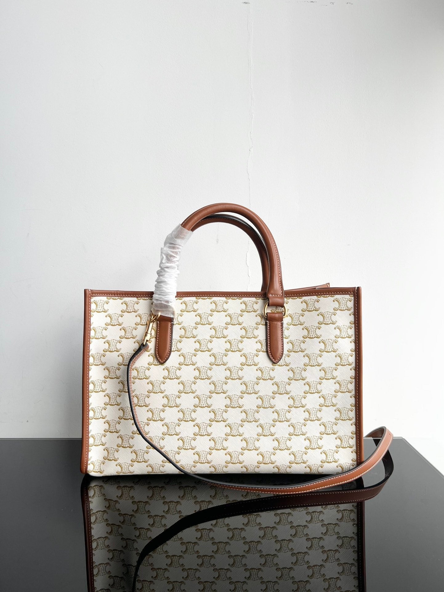 Celine TRIPHOME CABAS 35 WHITE CREAM CALFSKIN TOTE