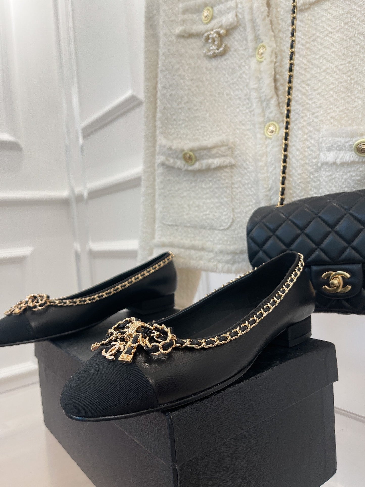 CHANEL Ballet Flats 25mm Black Bow Tie Chain Lambskin