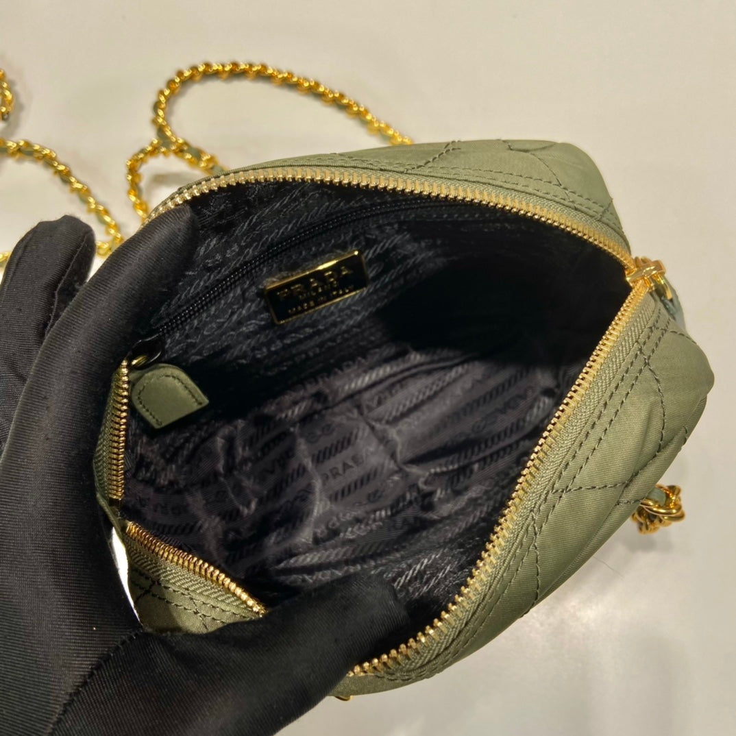 PRADA QUILTED HOBO BAG 19 IN PICKLE GREEN HANDMADE NYLON GOLD HARDWARE