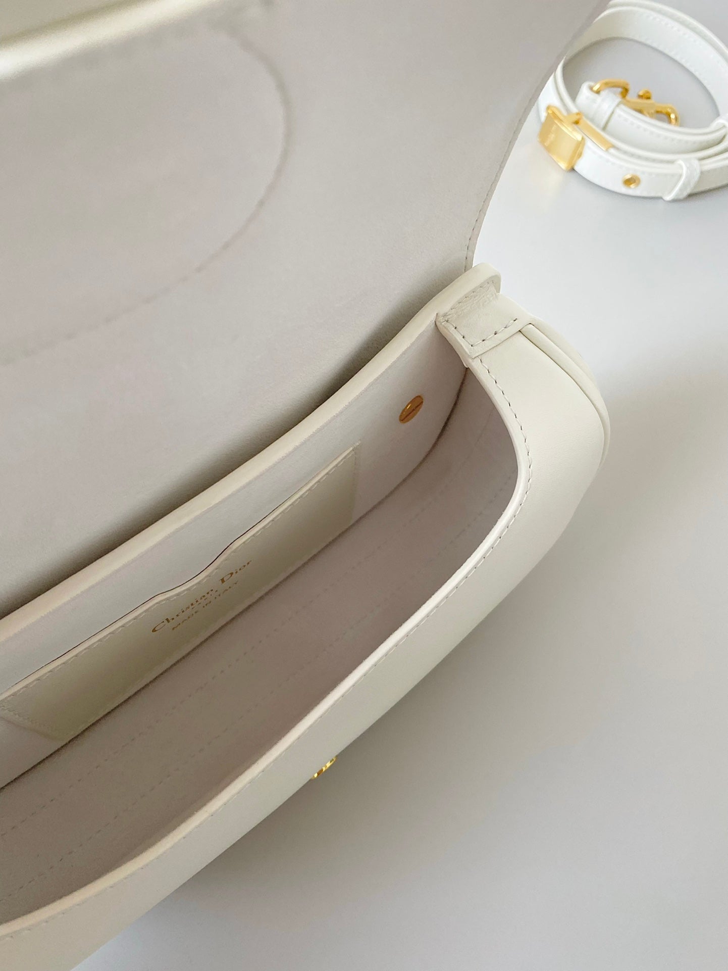 DIOR medium east west bobby 22cm white calfskin ghw