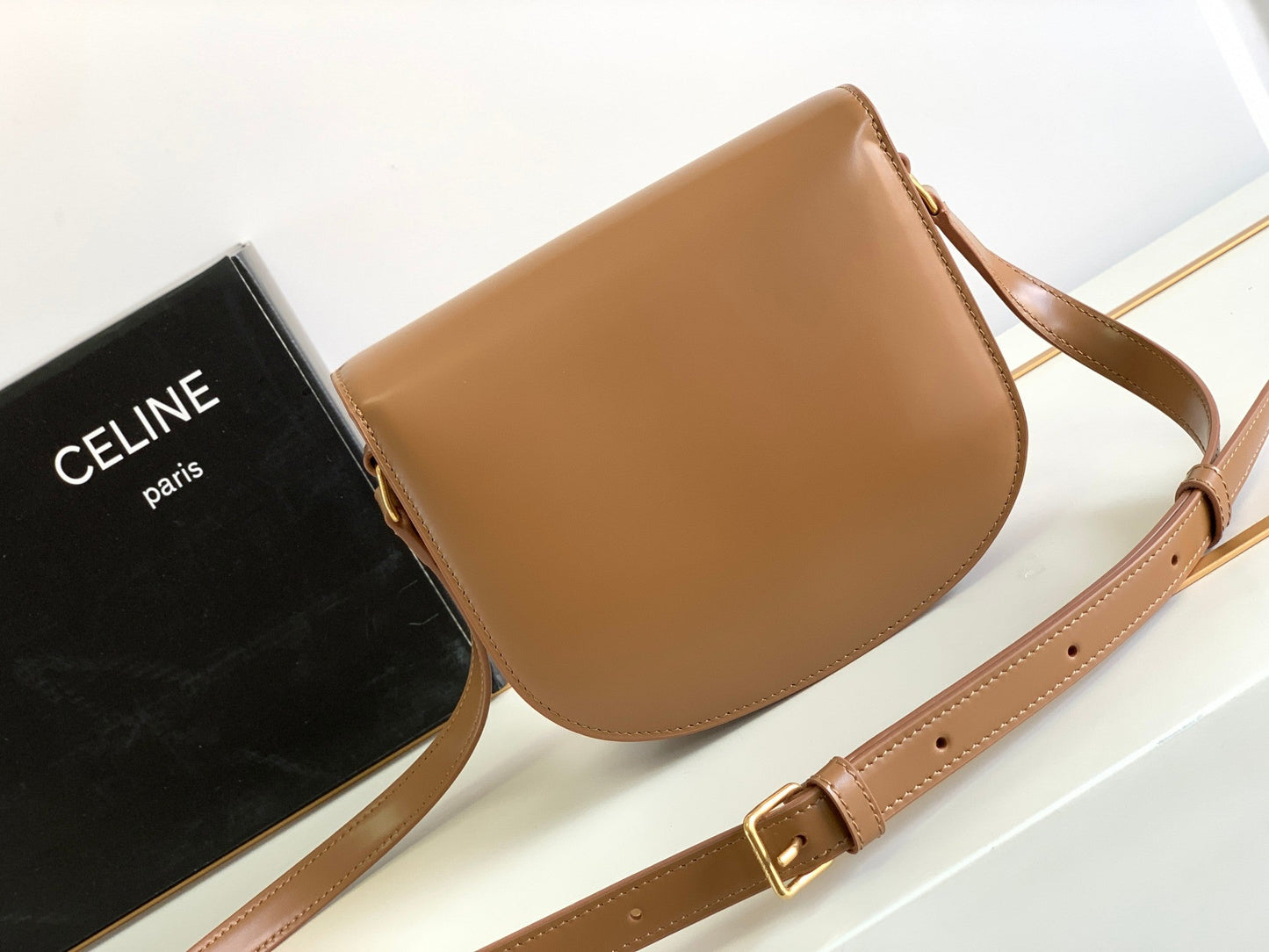 Celine teen besace triomphe 18.5 brown calfskin