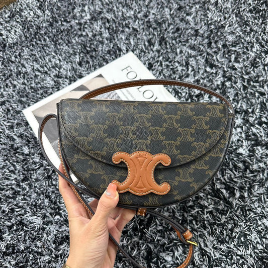 Celine BESACE TRIPHOME 23 BLACK PATTERN CALFSKIN