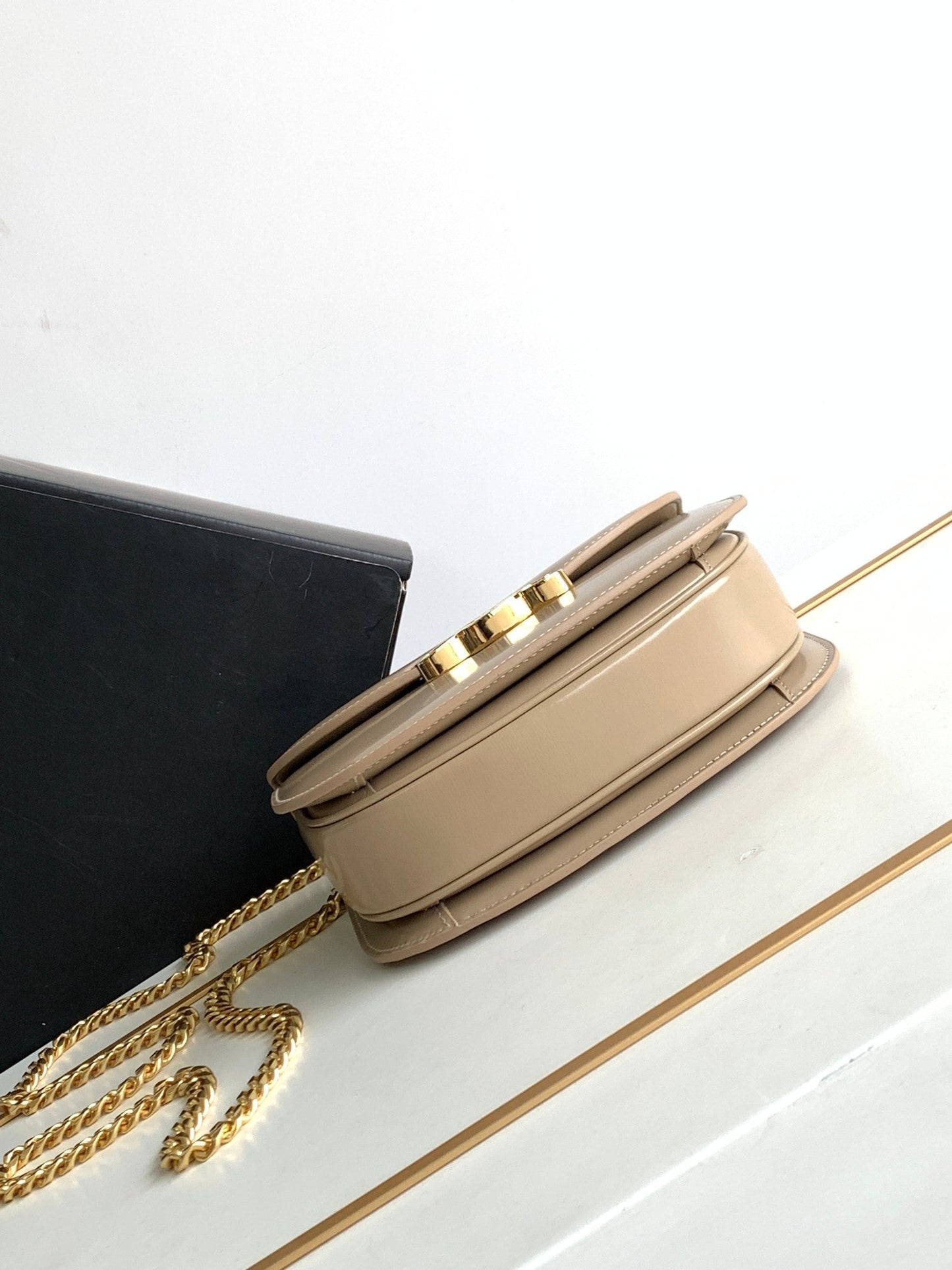 Celine teen besace triomphe 18.5 beige calfskin with chain
