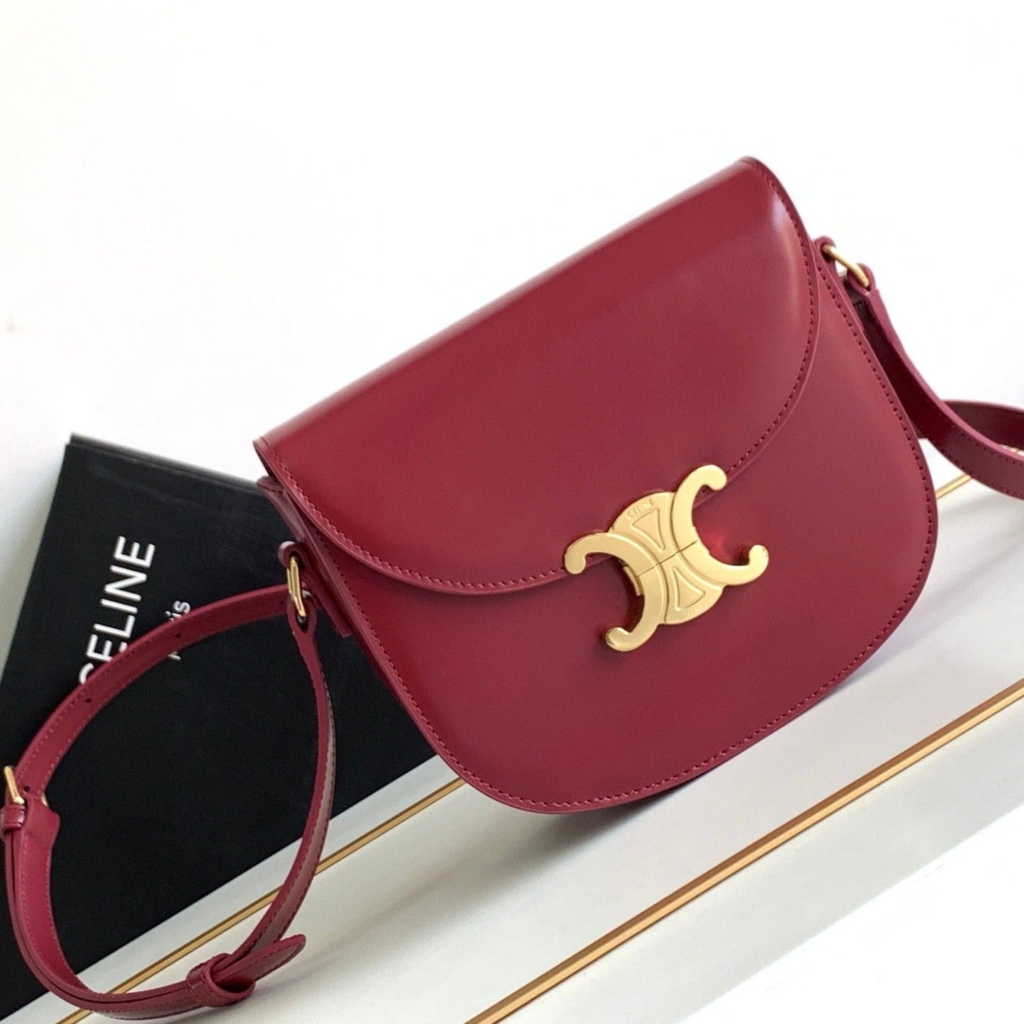 Celine teen besace triomphe 18.5 dark red calfskin