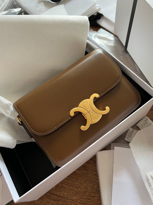 Celine TEEN TRIOMPHE 18 DARK BROWN CALFSKIN GOLD HARDWARE