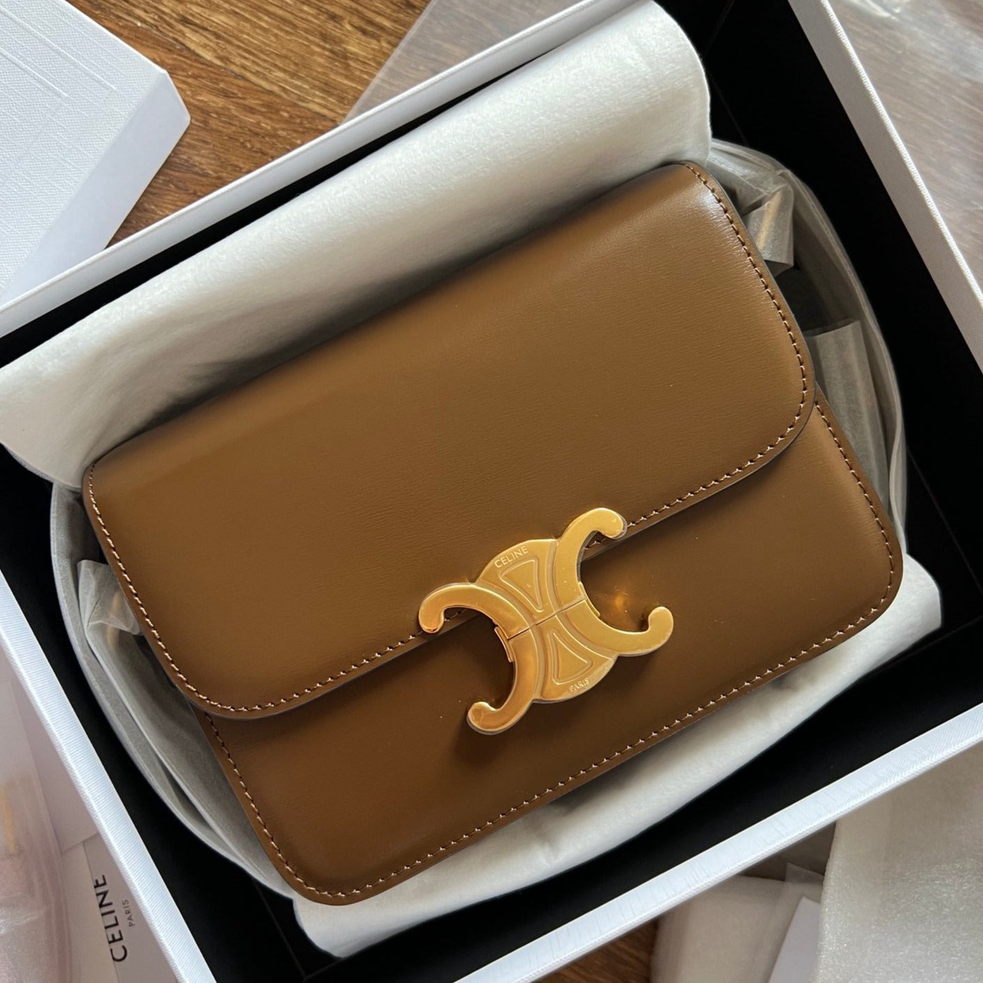 Celine TEEN TRIOMPHE 18 DARK BROWN CALFSKIN GOLD HARDWARE