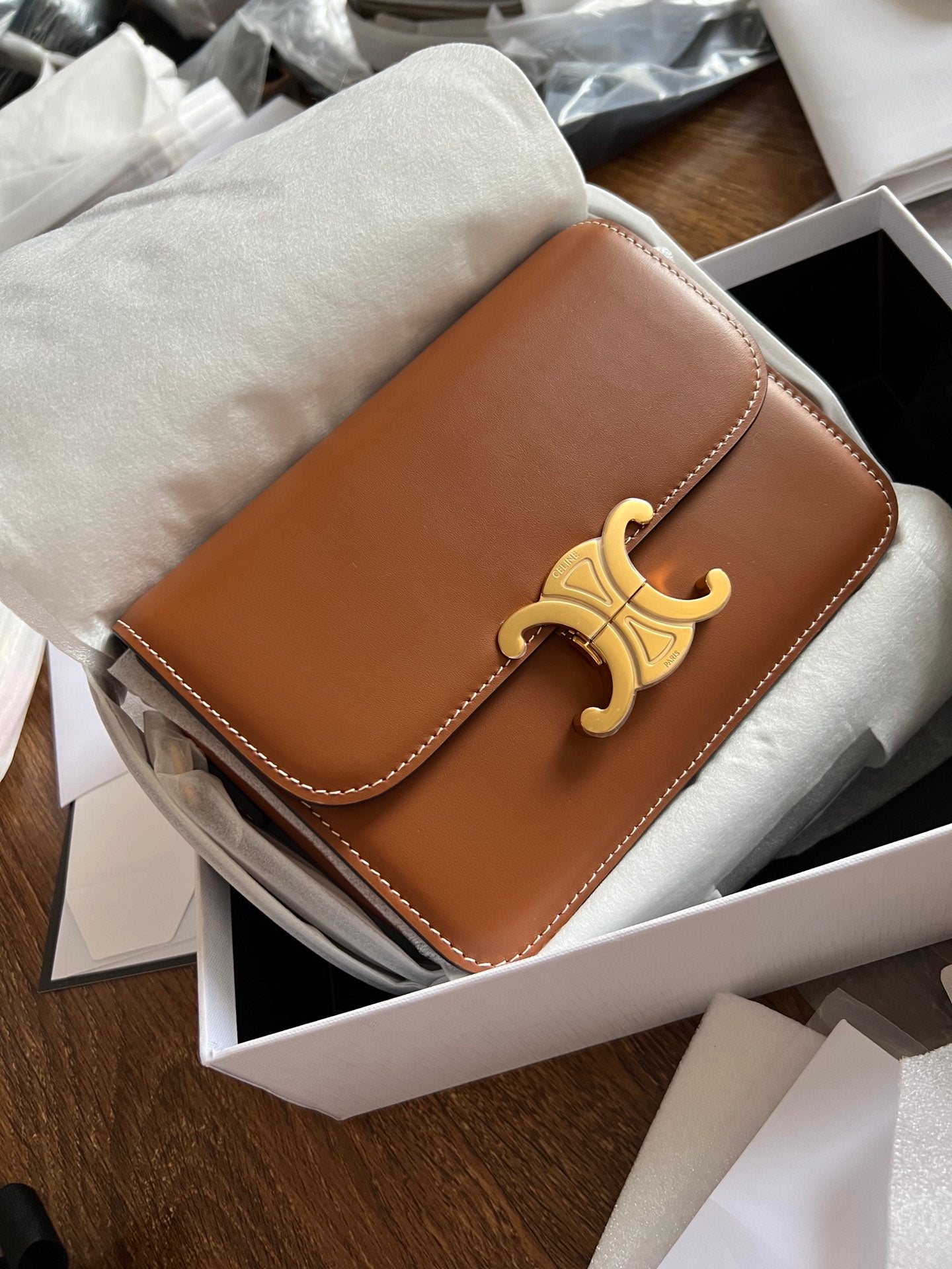 Celine TEEN TRIOMPHE 18 BROWN CALFSKIN GOLD HARDWARE