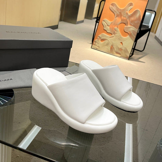 Balanciaga WEDGE SANDALS IN WHITE SOFT LAMBSKIN