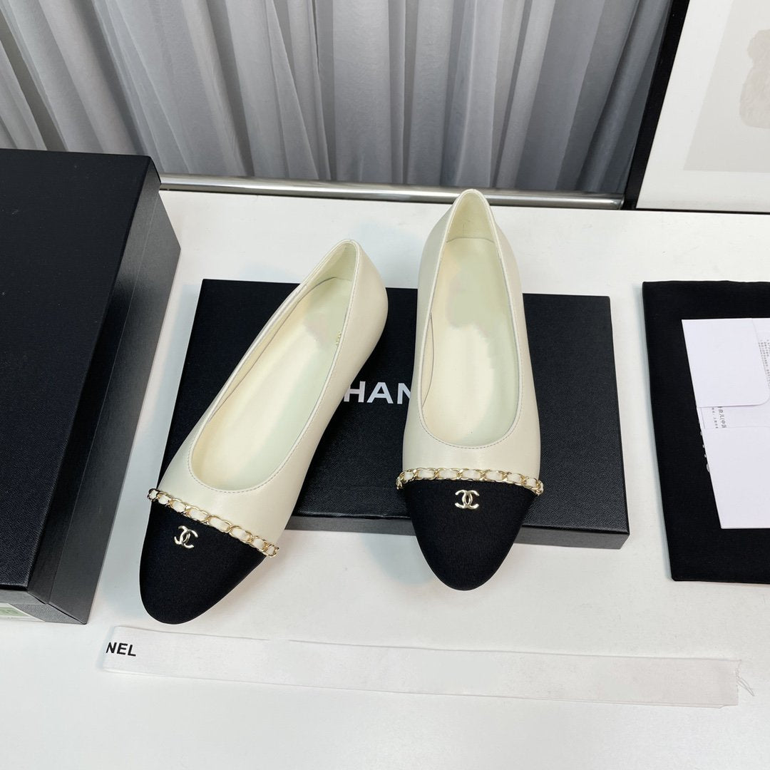 CHANEL ballet flat cream lambskin black leather chain grosgrain
