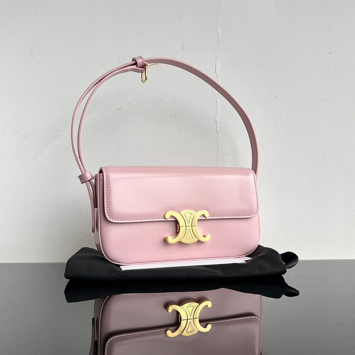 Celine TRIOMPHE 20 PINK PASTEL CALFSKIN