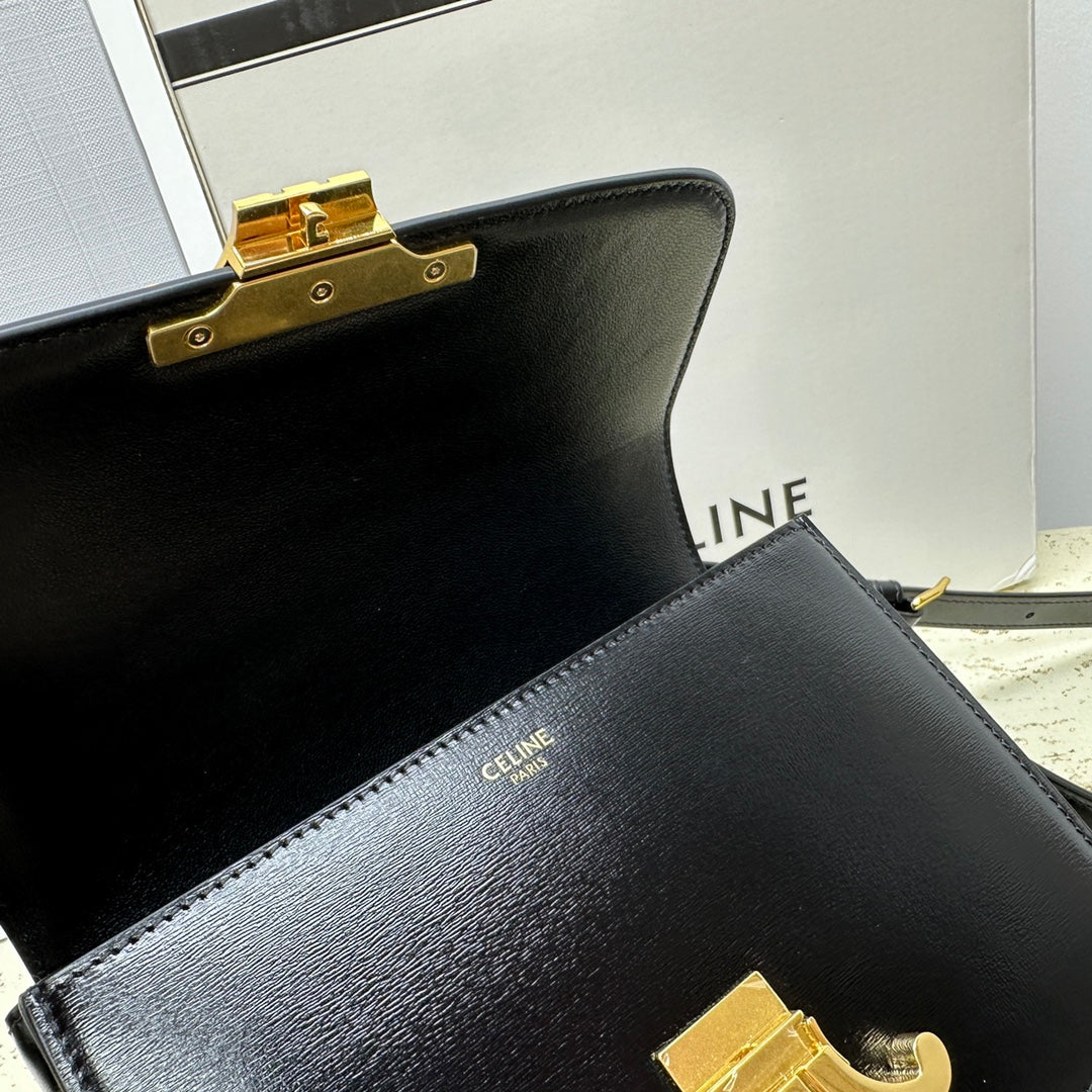 Celine TEEN TRIOMPHE 18 BLACK CLAFSKIN GOLD HARDWARE
