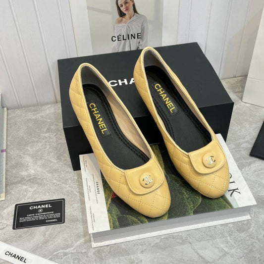 CHANEL ballet flat beige black quilted calfskin