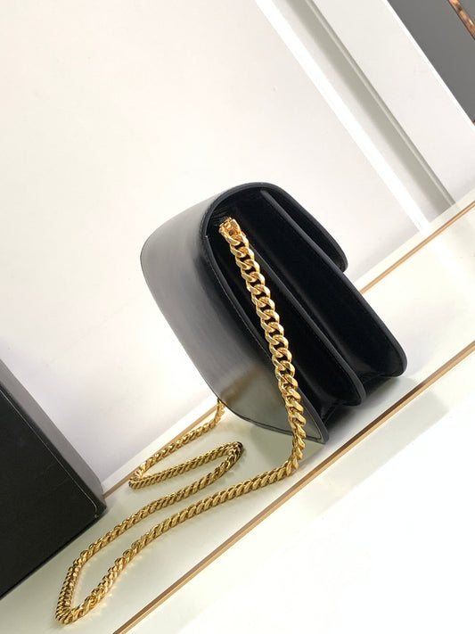 Celine COLLEGE TRIOMPHE 20 BLACK CLAFSKIN GOLD HARDWARE