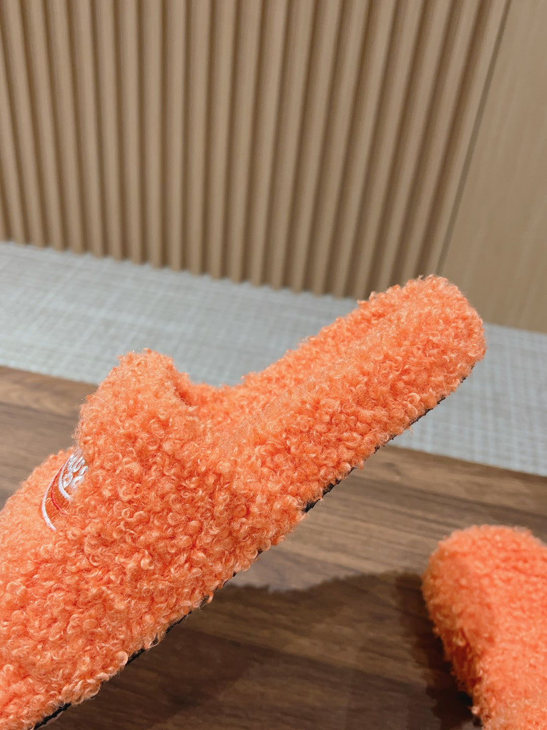 Balanciaga FURRY SLIDES IN ORANGE CURLY SHEARLING