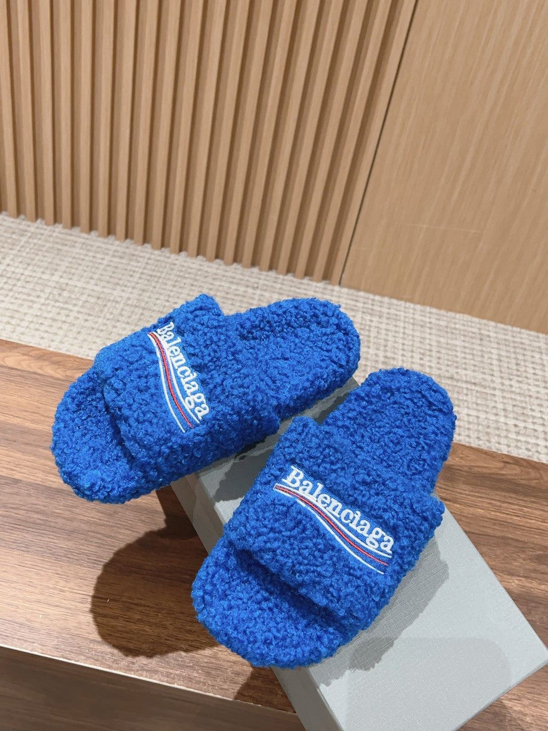 Balanciaga FURRY SLIDES IN COBALT BLUE CURLY SHEARLING
