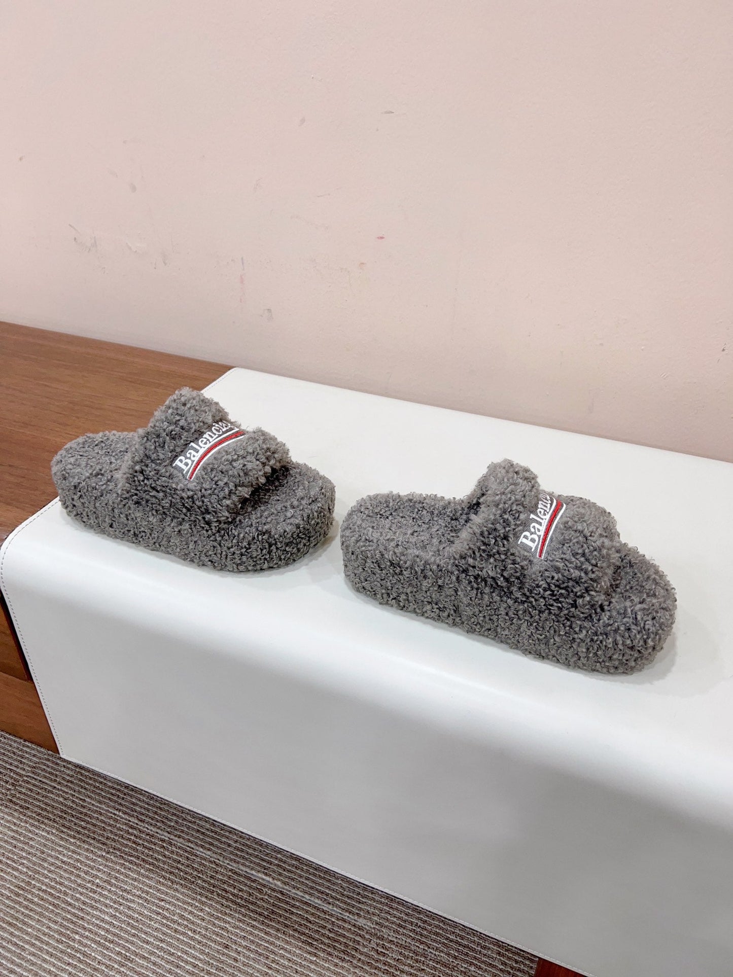 Balanciaga THICK-SOLED SLIPPERS IN GRAY WOOL