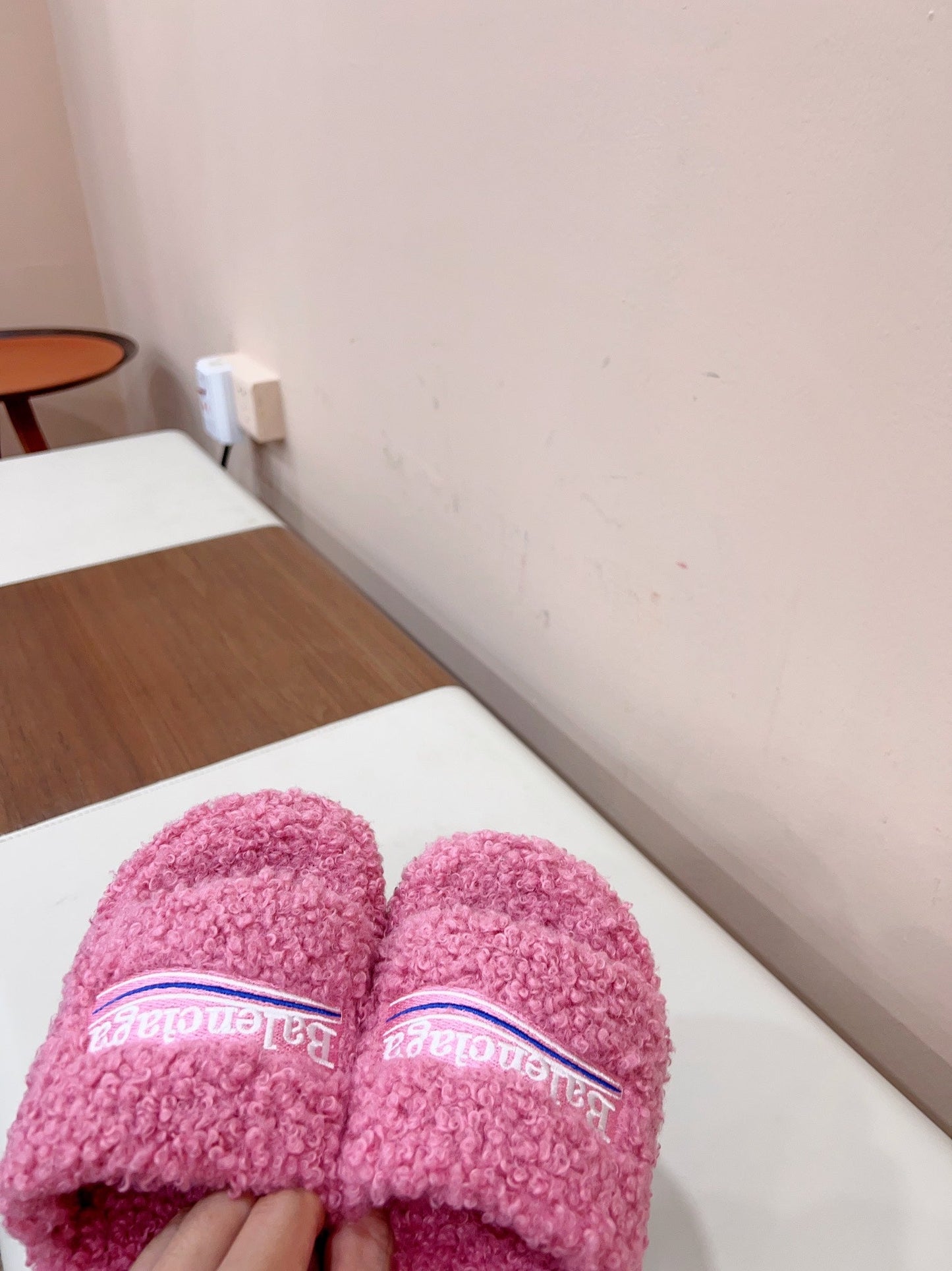 Balanciaga THICK-SOLED SLIPPERS IN PINK WOOL