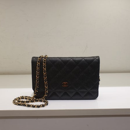 Chanel Black WOC