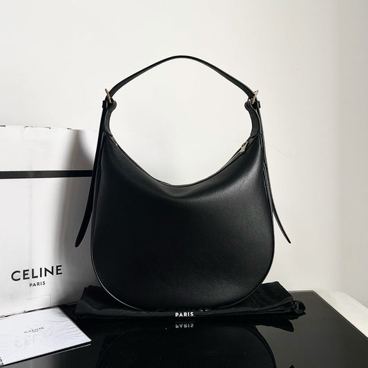 Celine TRIOMPHE 31 CALFSKIN BLACK