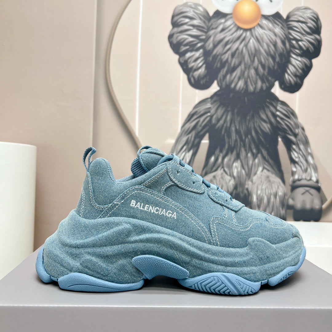 Balanciaga TRIPLE S SNEAKER IN BLUE DENIM