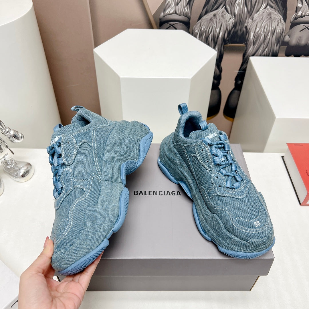 Balanciaga TRIPLE S SNEAKER IN BLUE DENIM
