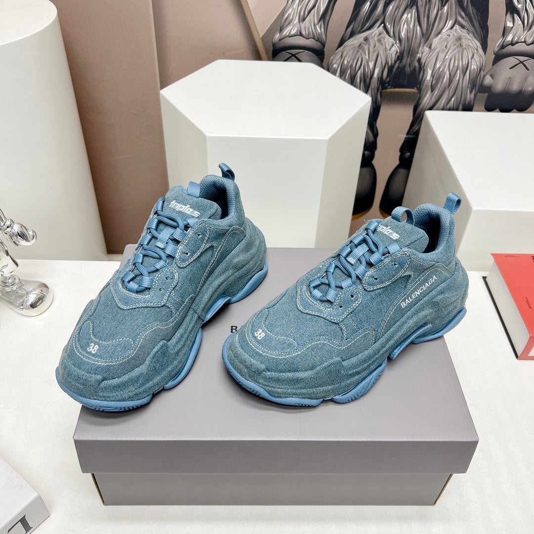 Balanciaga TRIPLE S SNEAKER IN BLUE DENIM