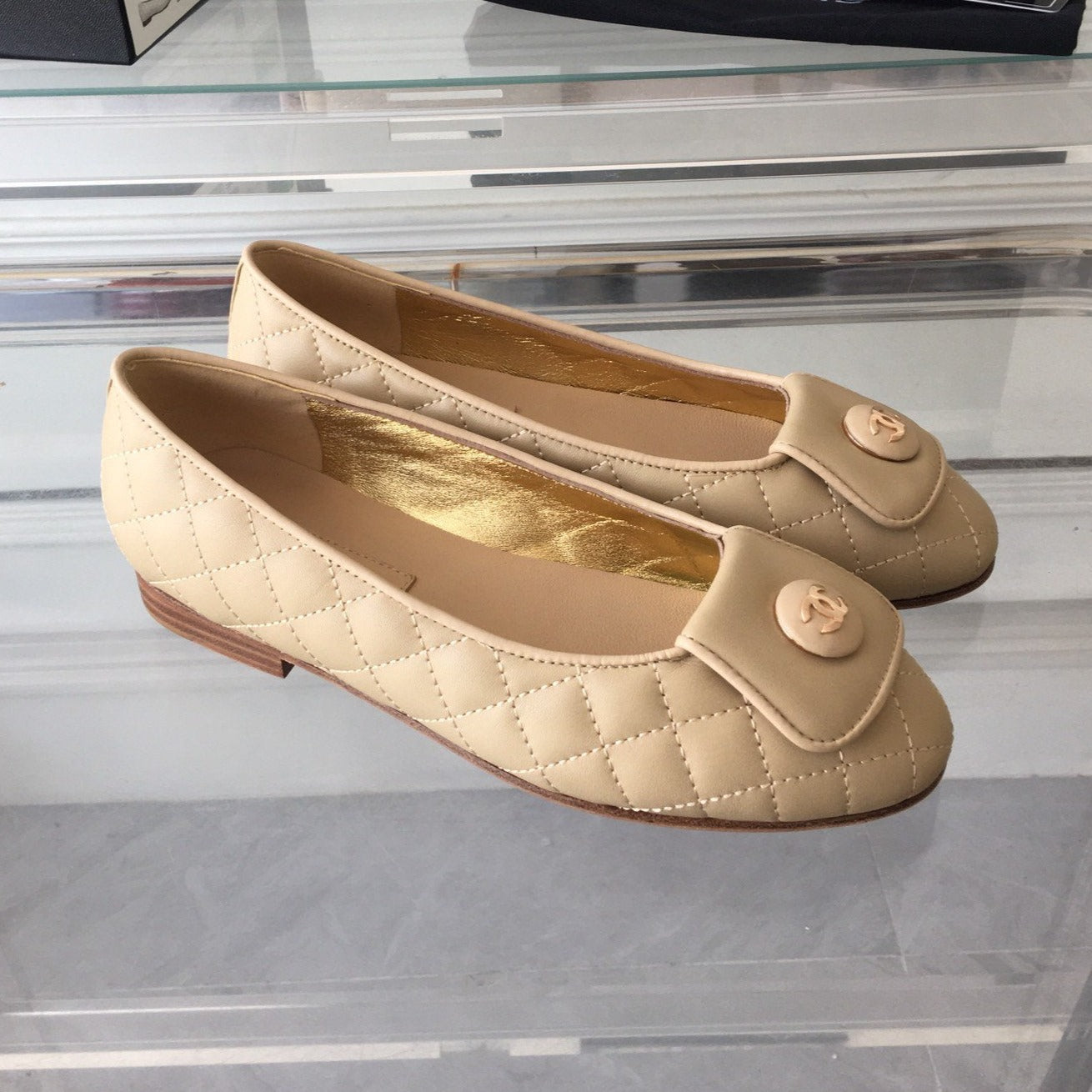 CHANEL ballet flat quilted beige gold lock