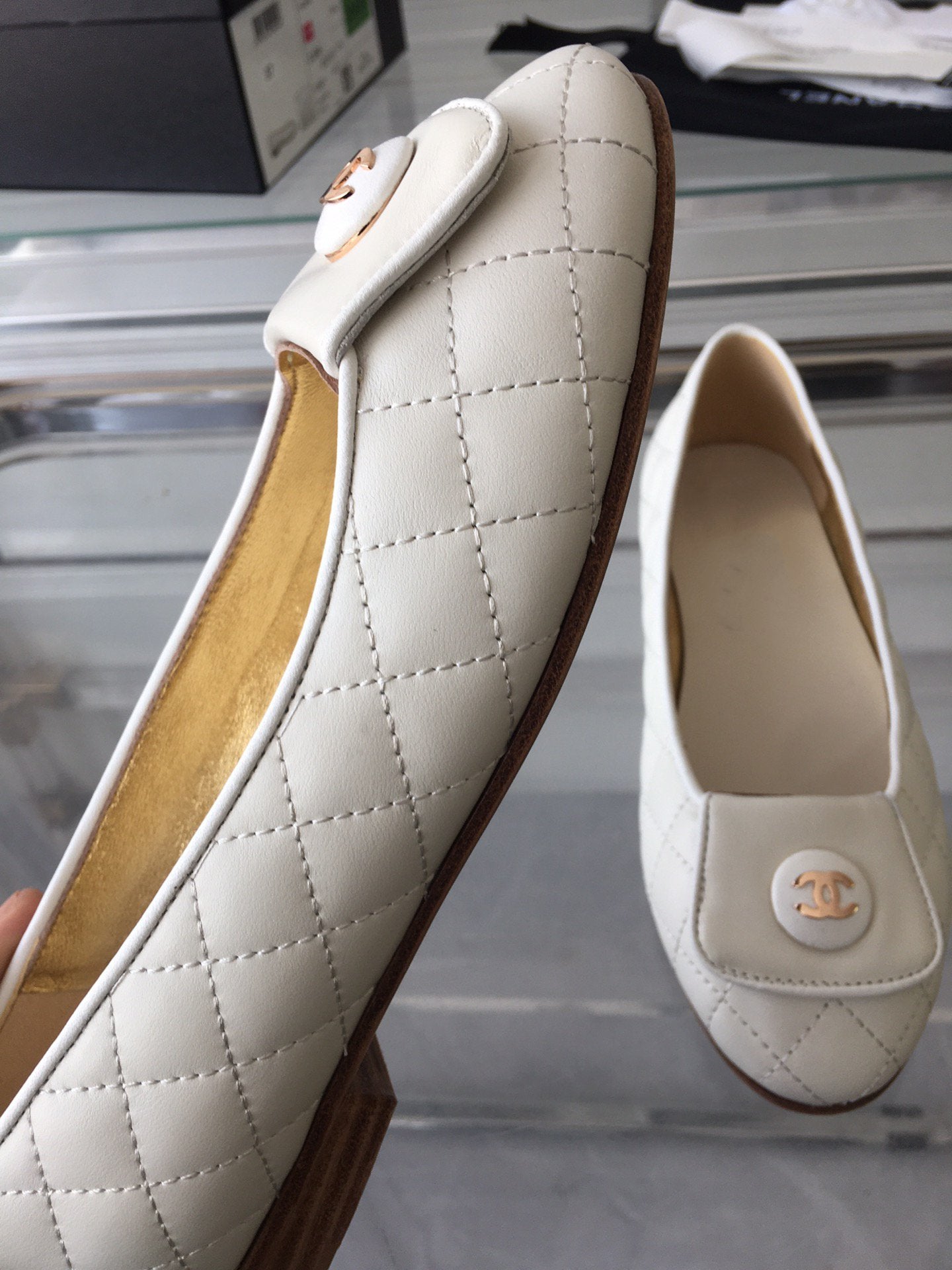 CHANEL ballet flat quilted white gold lock