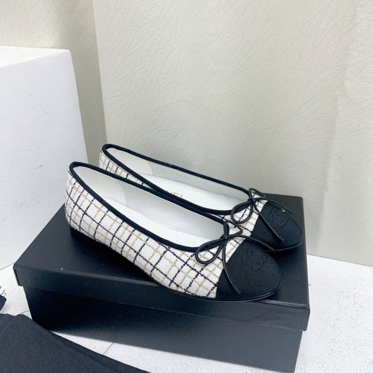 CHANEL ballet flat white black tweed grosgrain