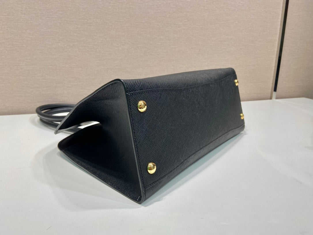PRADA SHOPPING BAG 36 IN BLACK SAFFIANO LEATHER