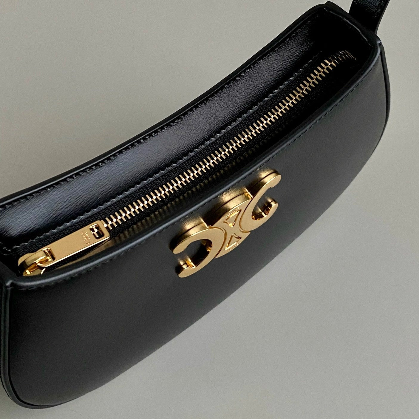 Celine TRIOMPHE 22 BLACK CALFSKIN