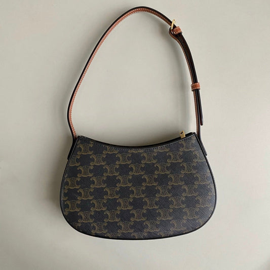 Celine TRIOMPHE 22 BLACK PATTERN CALFSKIN