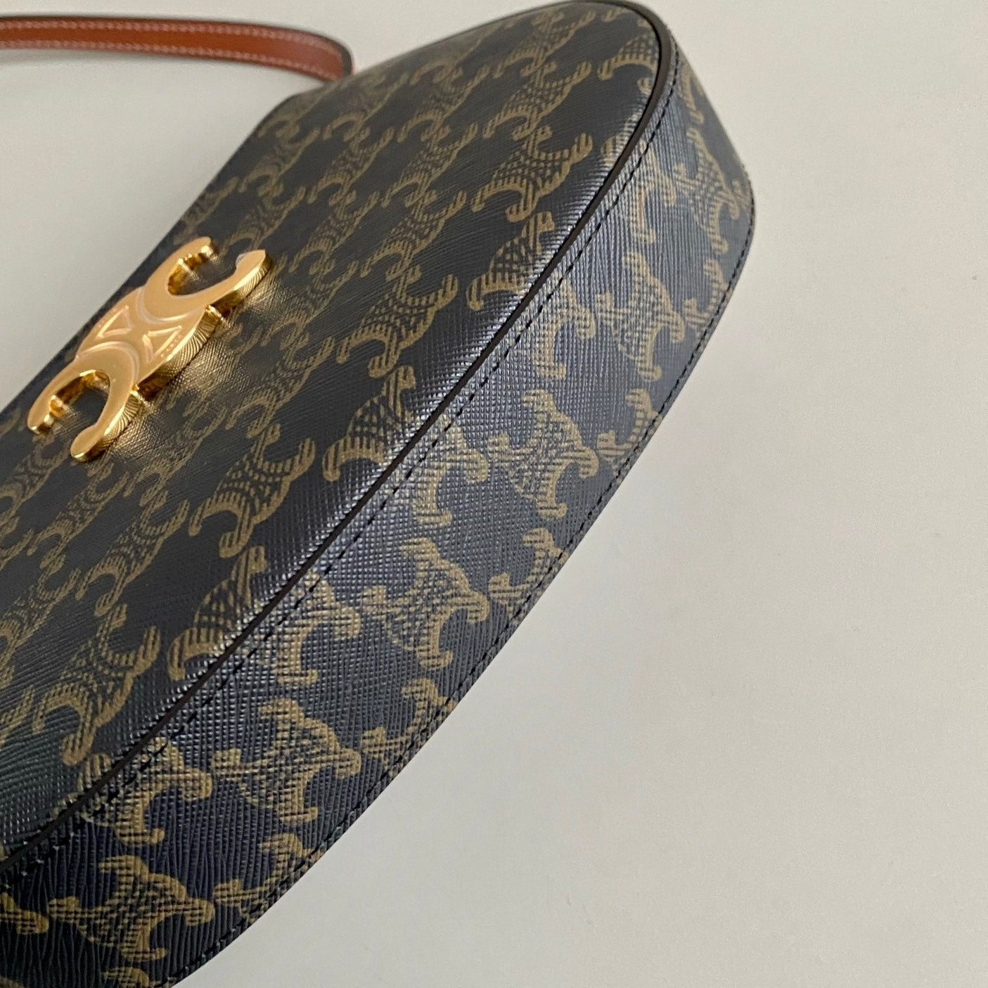 Celine TRIOMPHE 22 BLACK PATTERN CALFSKIN