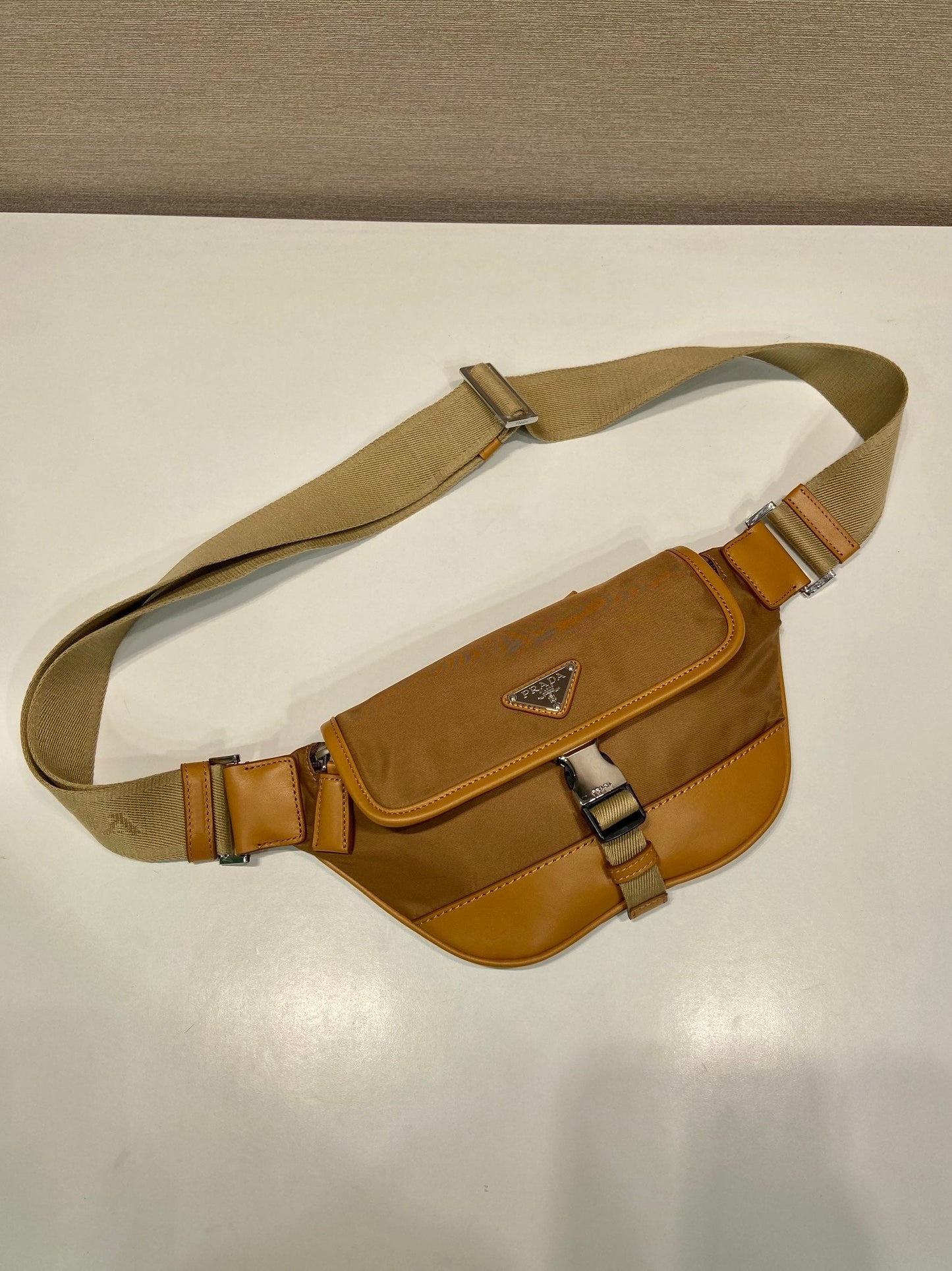 PRADA BELT BAG 18 IN SEPIA BROWN RE-NYLON AND CALFSKIN TRIM