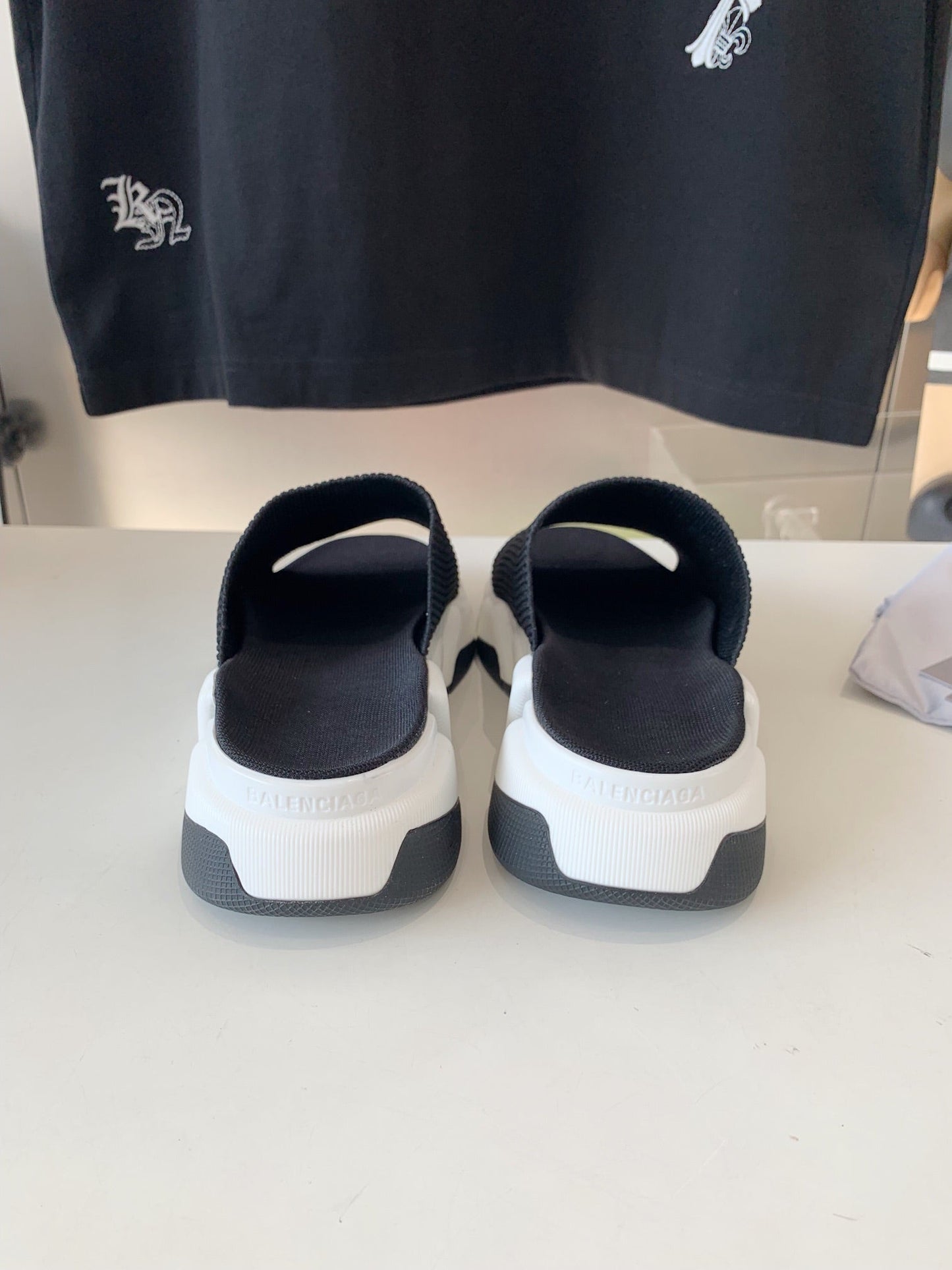Balanciaga SPEED 2.0 SLIDE SANDAL IN BLACK RECYCLED KNIT AND WHITE SOLE