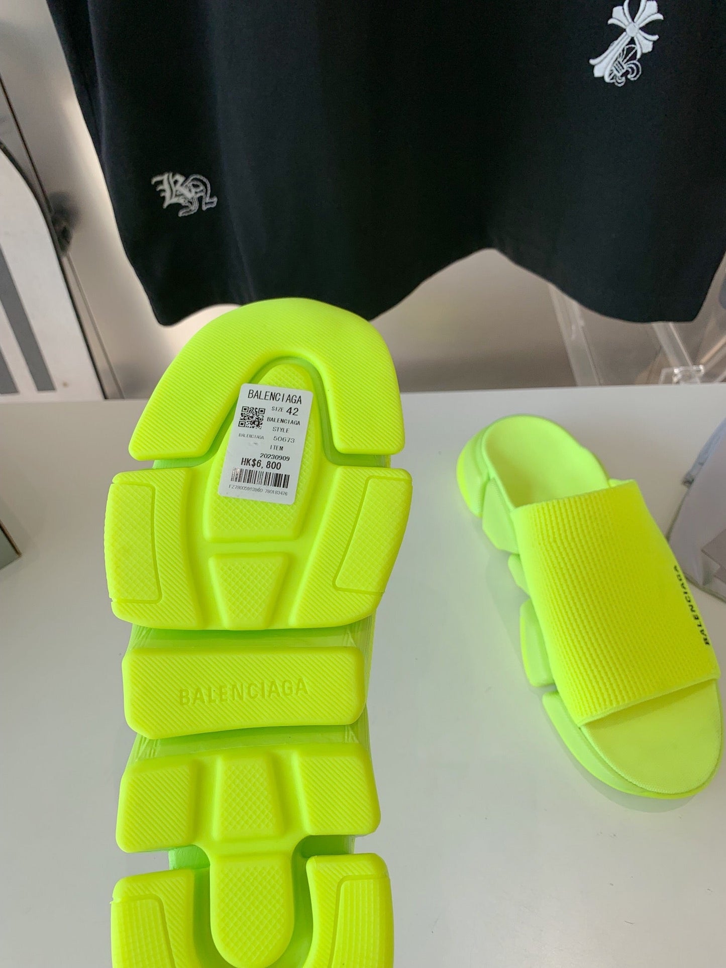 Balanciaga SPEED 2.0 SLIDE SANDAL IN NEON GREEN RECYCLED KNIT