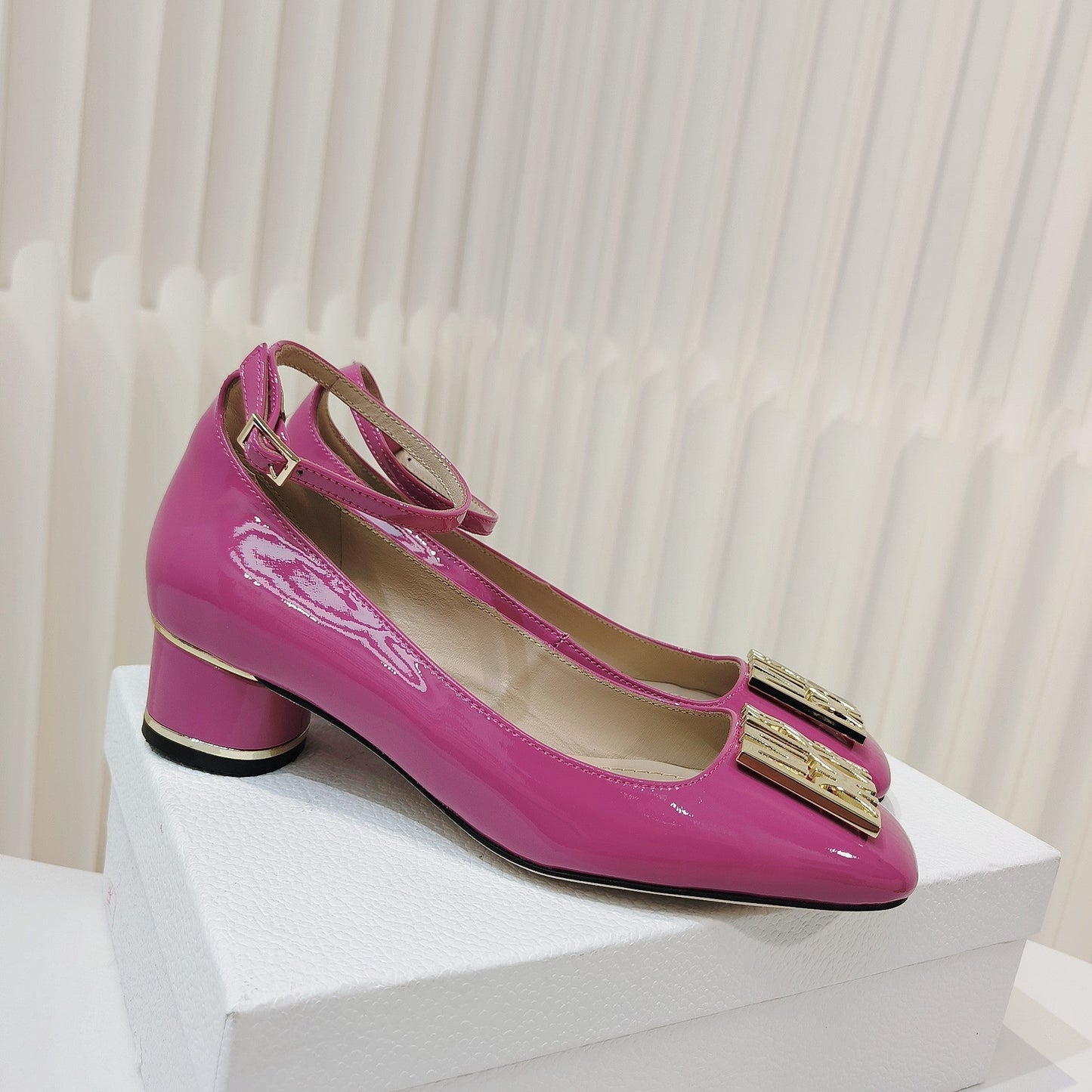 DIOR Miss  DIOR Pump 40mm In Deep Pink Cowhide 111330