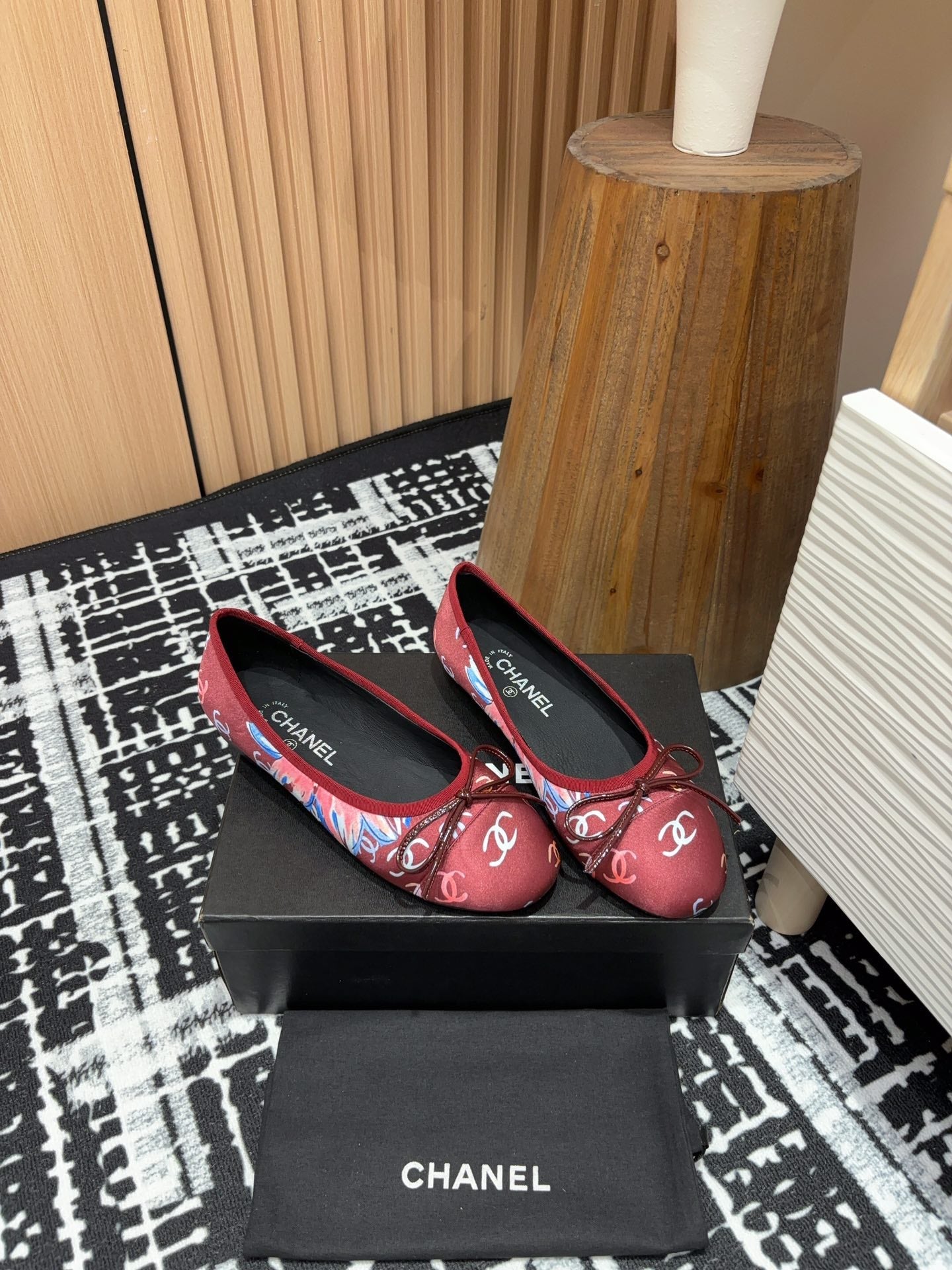 CHANEL Ballet Flats Red Silk Flowers And Lambskin