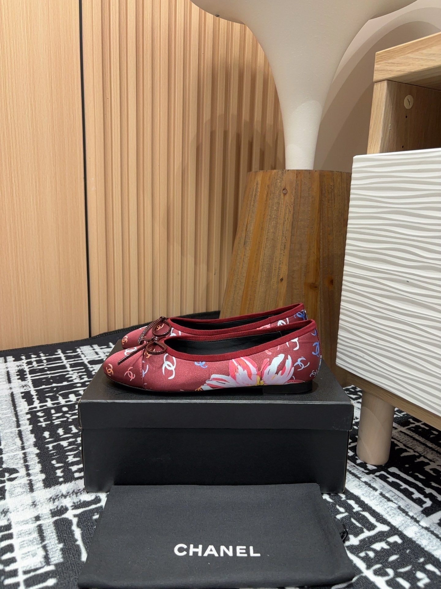 CHANEL Ballet Flats Red Silk Flowers And Lambskin