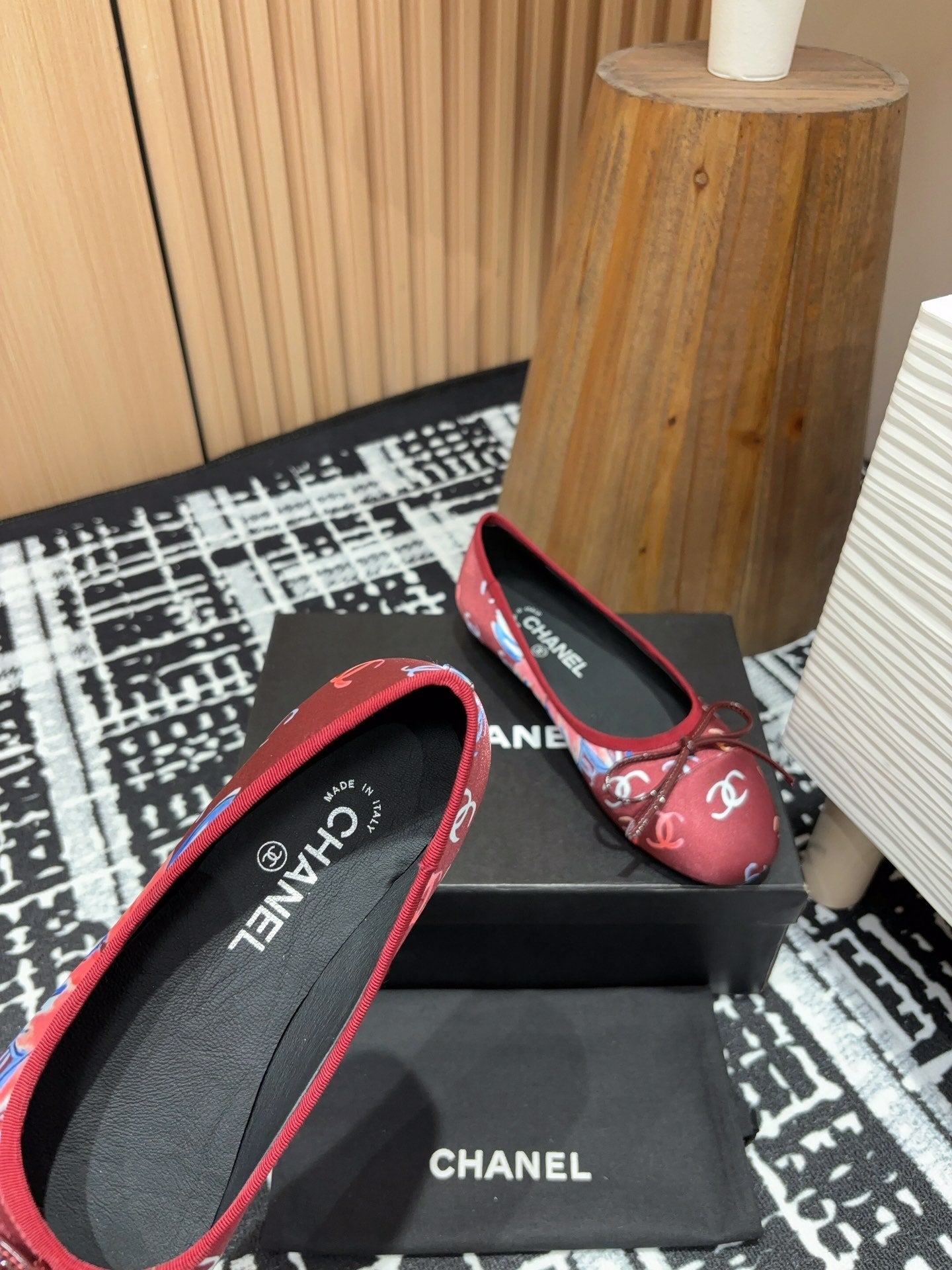 CHANEL Ballet Flats Red Silk Flowers And Lambskin