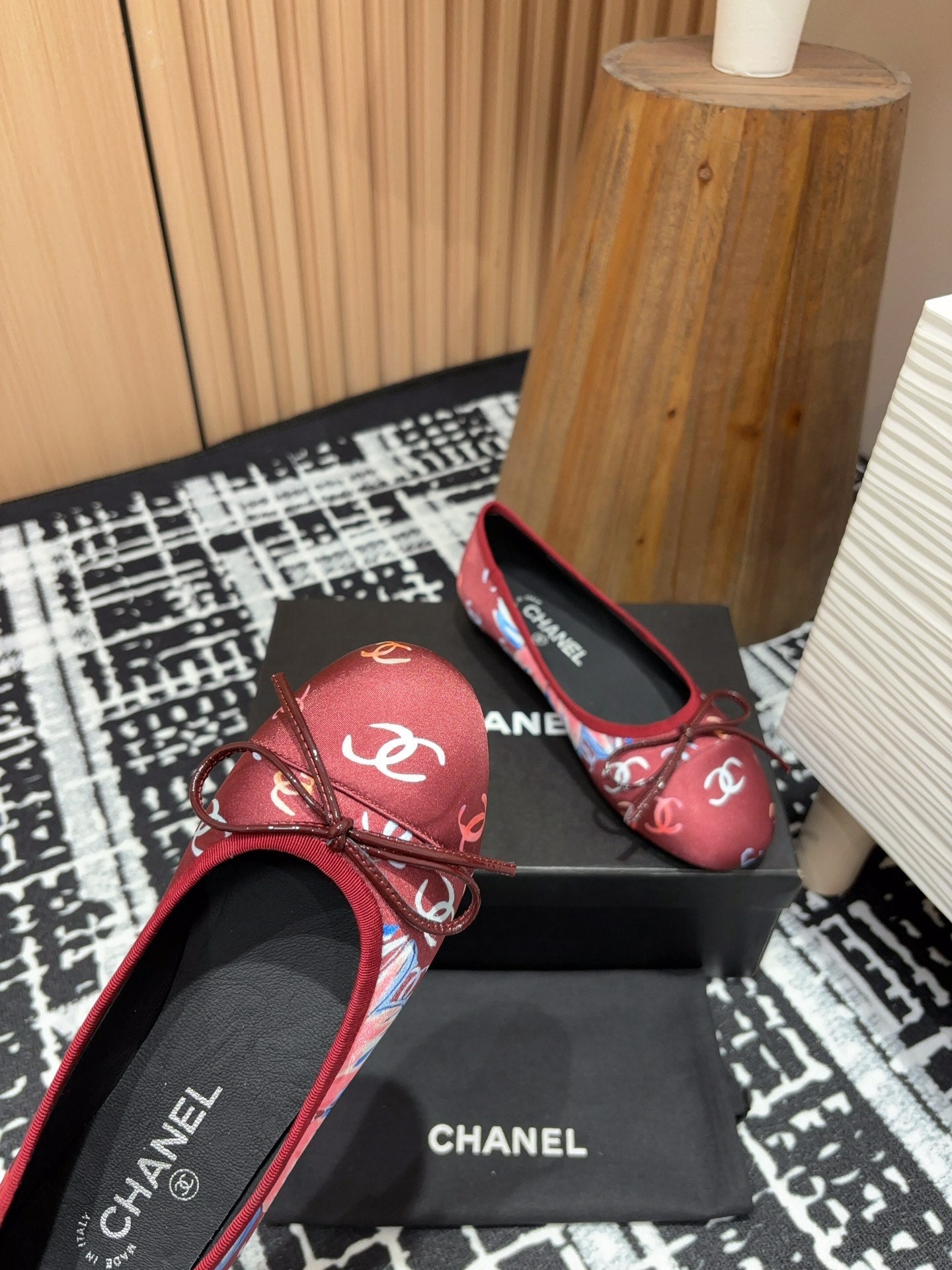 CHANEL Ballet Flats Red Silk Flowers And Lambskin