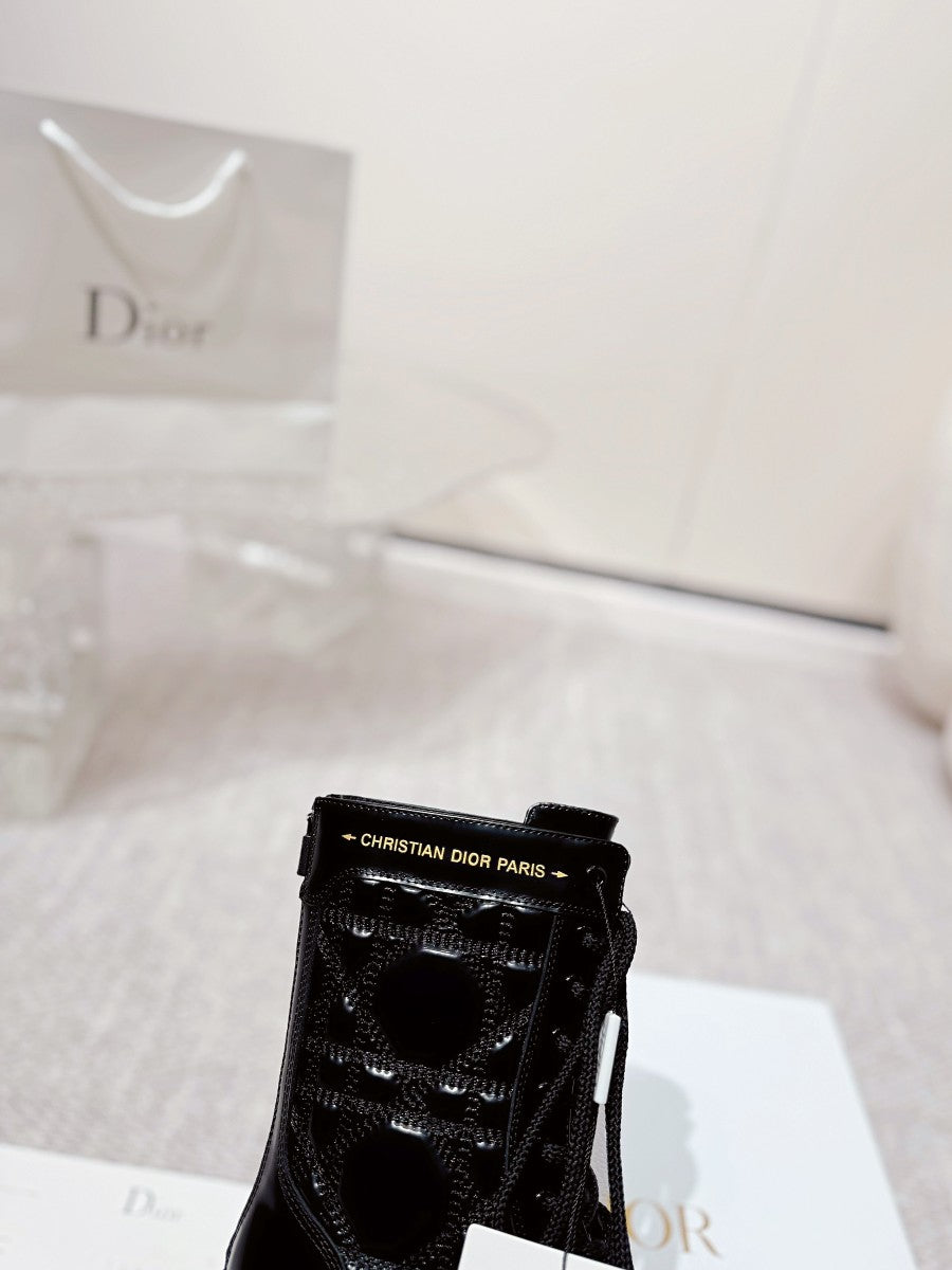 DIOR D-Unit Ankle Boot 40mm In Black Glossy Calfskin 988757
