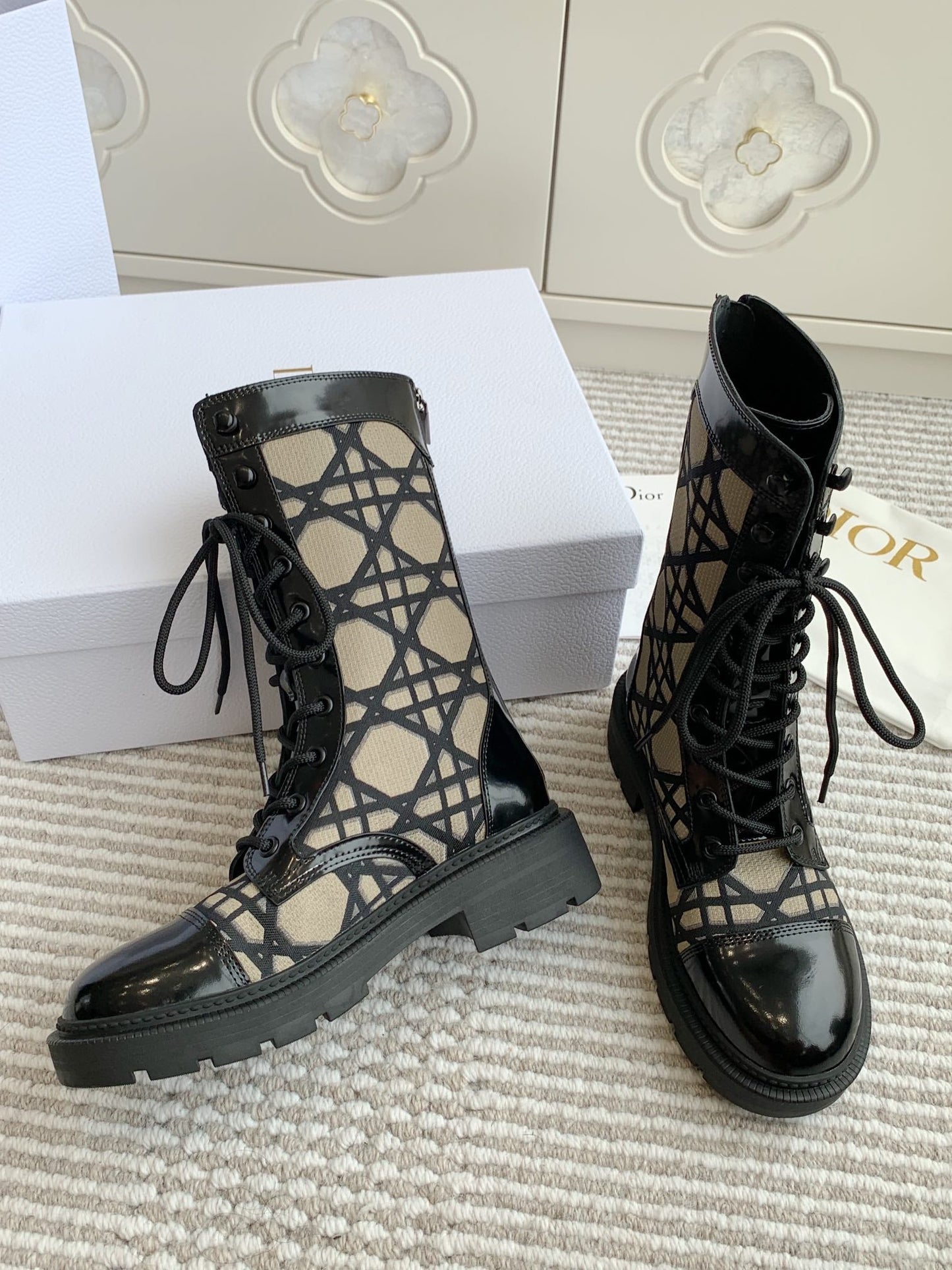 DIOR D-Unit Ankle Boot In Dark Beige Mix Black Canvas And Glossy Cowhide  105082